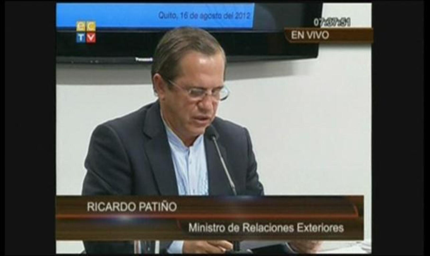 Ecuador concede asilo diplomático a Julian Assange