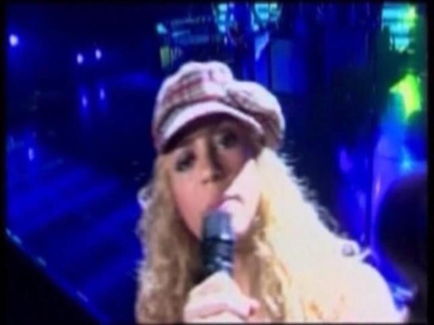 Shakira, tras sus fotos con Piqué: «Vivo una renovación emocional muy grande»