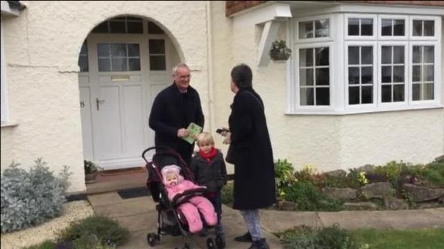 Ranieri, en el Sánchez Pizjuán, en su último partido como técnico del Leicester