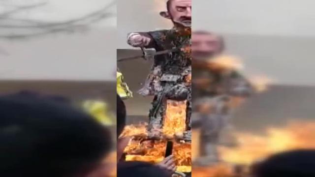 Puigdemont, indignado con la fiesta de Coripe en la que fusilan a un muñeco que le representa