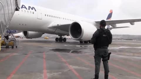 Patrick Gouveia, a su llegada al aeropuerto de Madrid