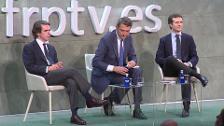 Aznar asegura que Casado es «la gran esperanza» para España