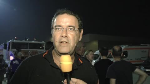 Imagen de uno de los chalés amenazados por las llamas