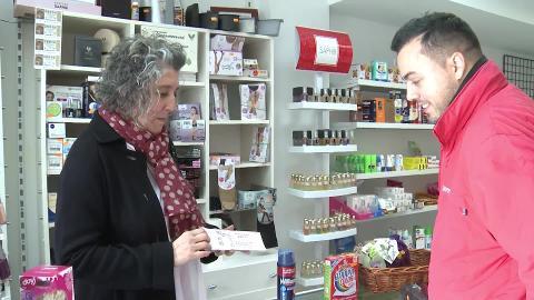 Participación de lotería a beneficio de Pedro Sánchez