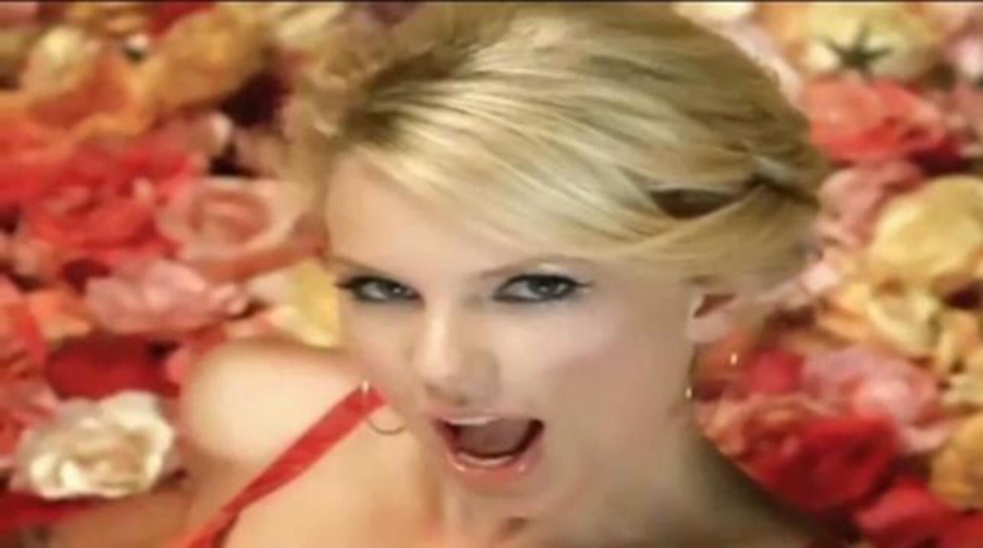 Taylor Swift destrona a Lady Gaga como la cantante que más ganó el año pasado