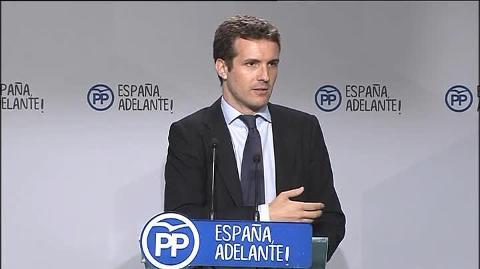 Rajoy conversa con Casado y Maroto