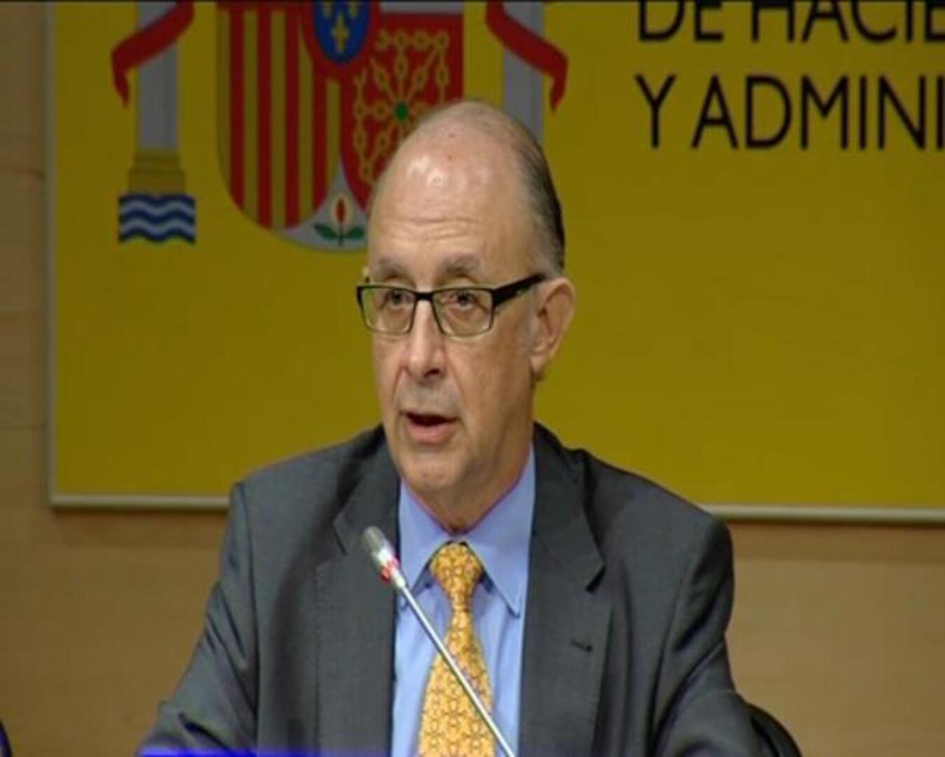 Montoro: «Vamos a comprobar la disposición de las comunidades para cumplir con el déficit»