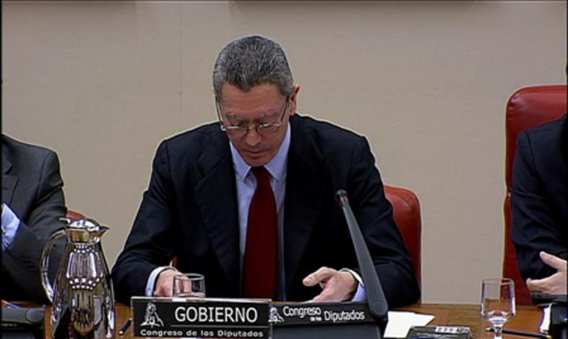 Gallardón pide a los diputados que asuman con él la paternidad de la nueva Administración de Justicia