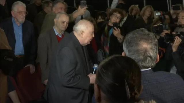 Gorbachov alerta del peligro de una nueva guerra fría