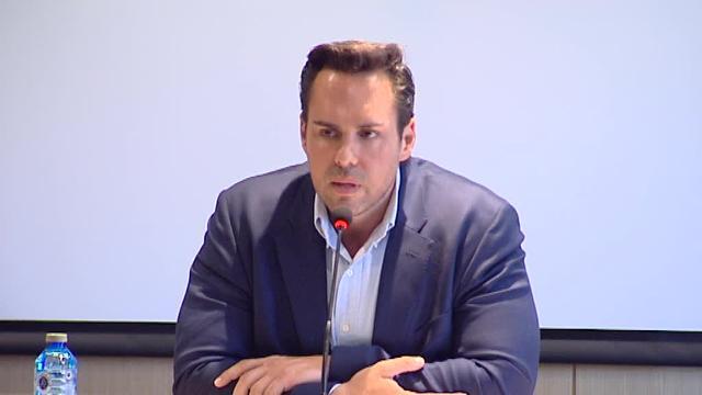 El sector VTC exige una mayor seguridad y que el Gobierno &quot;no ceda al chantaje del taxi&quot;