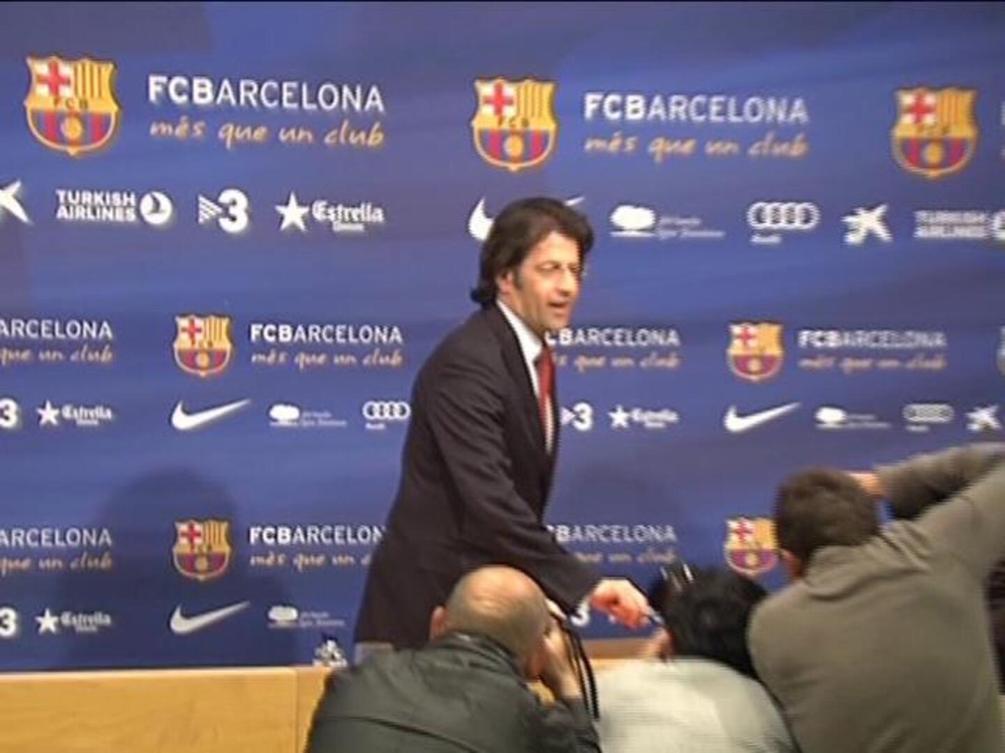 El clásico se disputa en los despachos