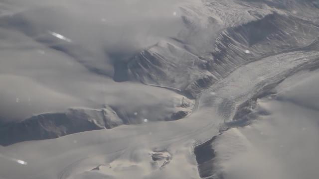 Hallan altos niveles de contaminantes sobre los océanos