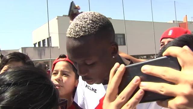 Advíncula: &quot;Me siento en casa. Estoy contento de estar aquí&quot;