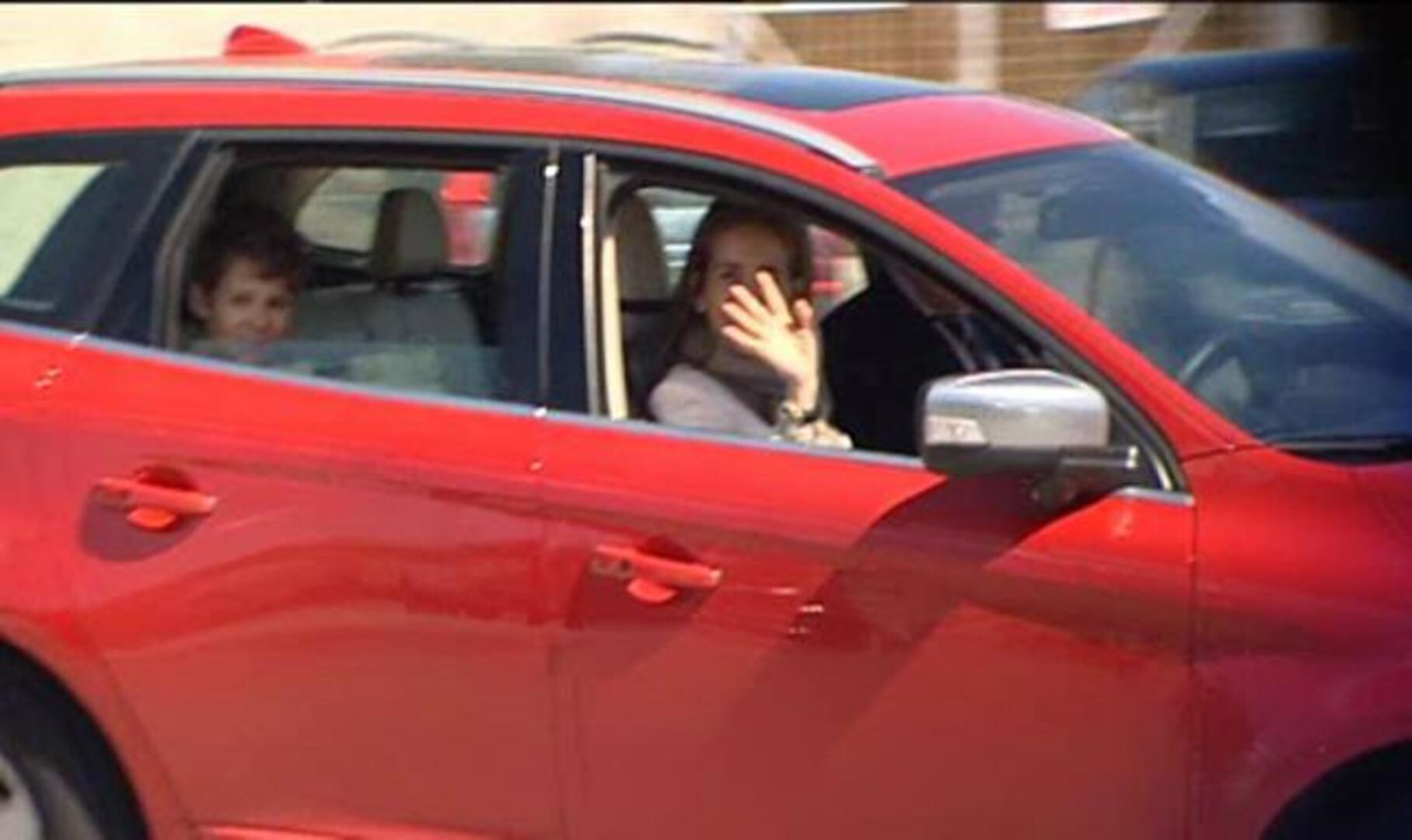 El hijo de la Infanta Doña Elena recibe el alta hospitalaria