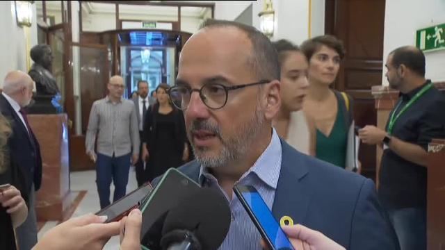 La mayoría de los grupos en el Congreso piden a Sánchez &quot;transparencia&quot; con la publicación de su tesis