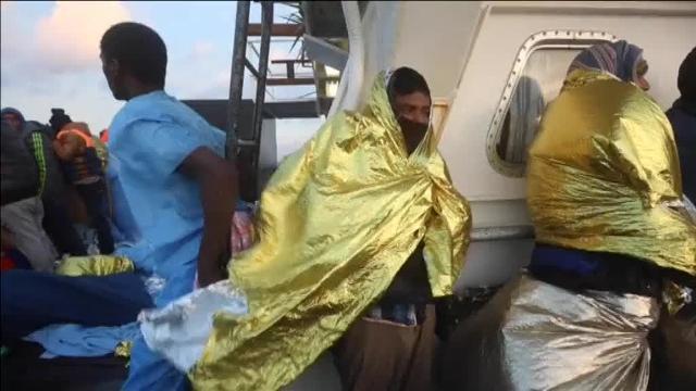 Italia inmoviliza el barco de la ONG catalana Proactiva Open Arms