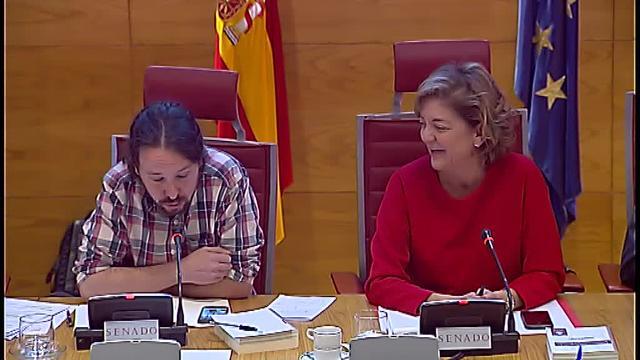 Pablo Iglesias y el popular Luis Aznar recitan &#039;La venganza de Don Mendo&#039; en el Senado