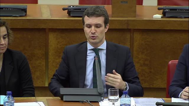 Casado carga contra Sánchez por querer aprobar decretos en funciones