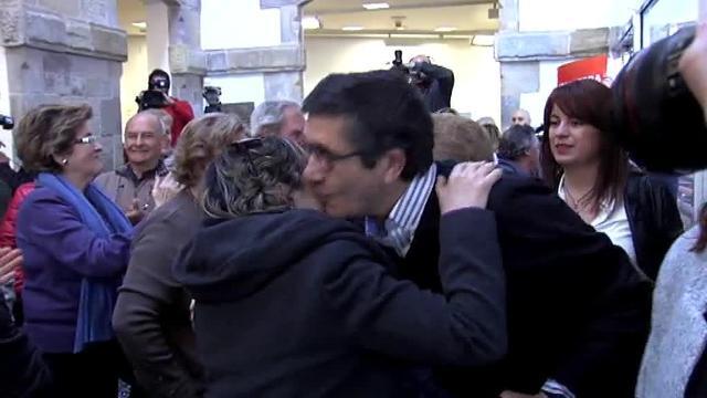 El presidente de la gestora del PSOE, Javier Fernández; el portavoz, Mario Jiménez, y la adjunta a Organización, Ascension Godoy