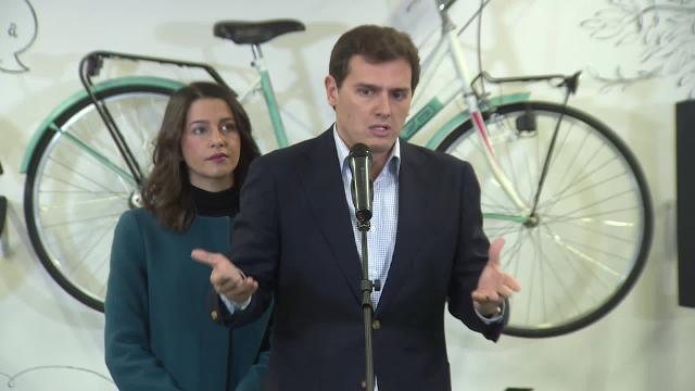 Rivera ve &quot;división&quot; en el PSOE