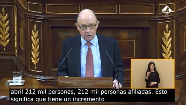 Los secretarios de Estado de Empleo y de Seguridad Social, Juan Pablo Riesgo (i) y Tomás Burgos