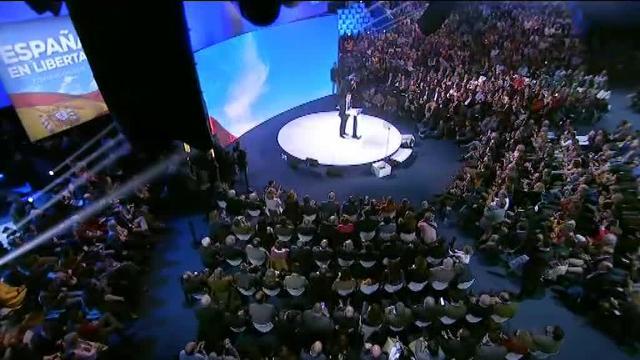 Casado sale a recuperar los votos de la derecha con un discurso duro, liberal y españolista