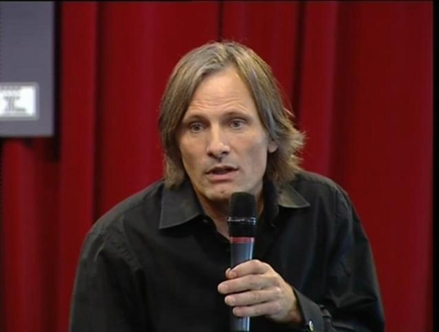 Viggo Mortensen: «Si ETA pide perdón, ha de hacerlo sin condiciones»