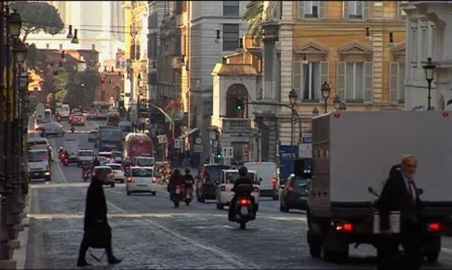 La Europa de los tecnócratas no logra evitar el contagio a España y Francia