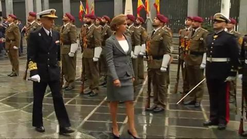 Cospedal charla en el patio del Congreso con Martínez-Maillo y Pedro Sanz