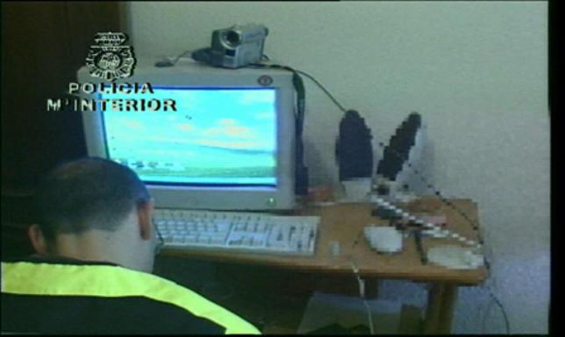 Los pederastas instalan antenas amplificadoras de señal wifi para evitar que los localicen