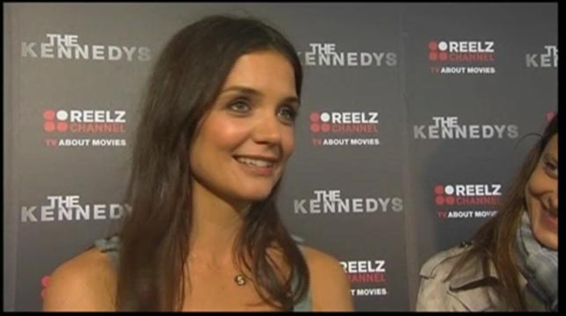 Katie Holmes se divorcia de Tom Cruise para alejar a su hija de la Cienciología