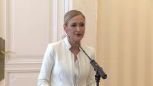 Cifuentes dice que tuvo un "error involuntario" con unos cosméticos