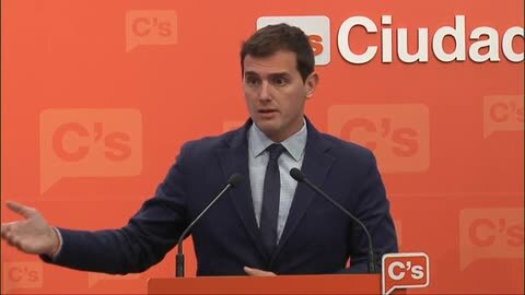Albert Rivera tras la rueda de prensa tras la Ejecutiva nacional