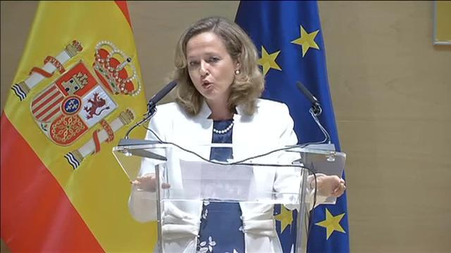 Nadia Calviño: &quot;Me encuentro ilusionada por formar parte de un gobierno feminista&quot;