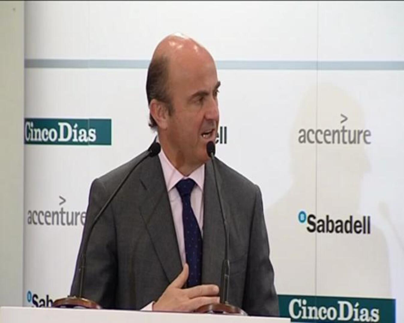 De Guindos asegura que la banca española no necesita ayuda exterior