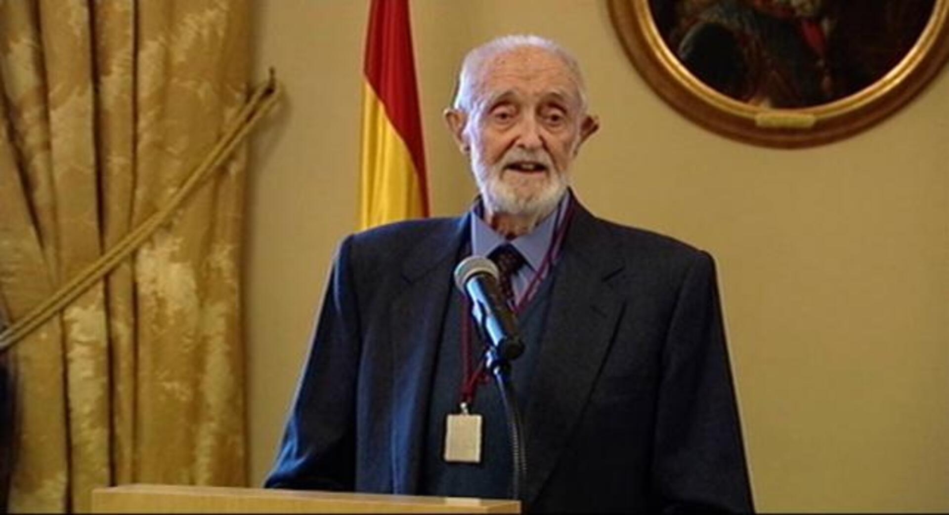 José Luis Sampedro: «Pienso vivir lo mejor posible y morir como un acto vital»