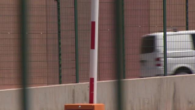 Los presos independentistas ingresan en Lledoners