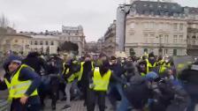 Al menos veinte detenidos en París en la novena manifestación de los chalecos amarillos