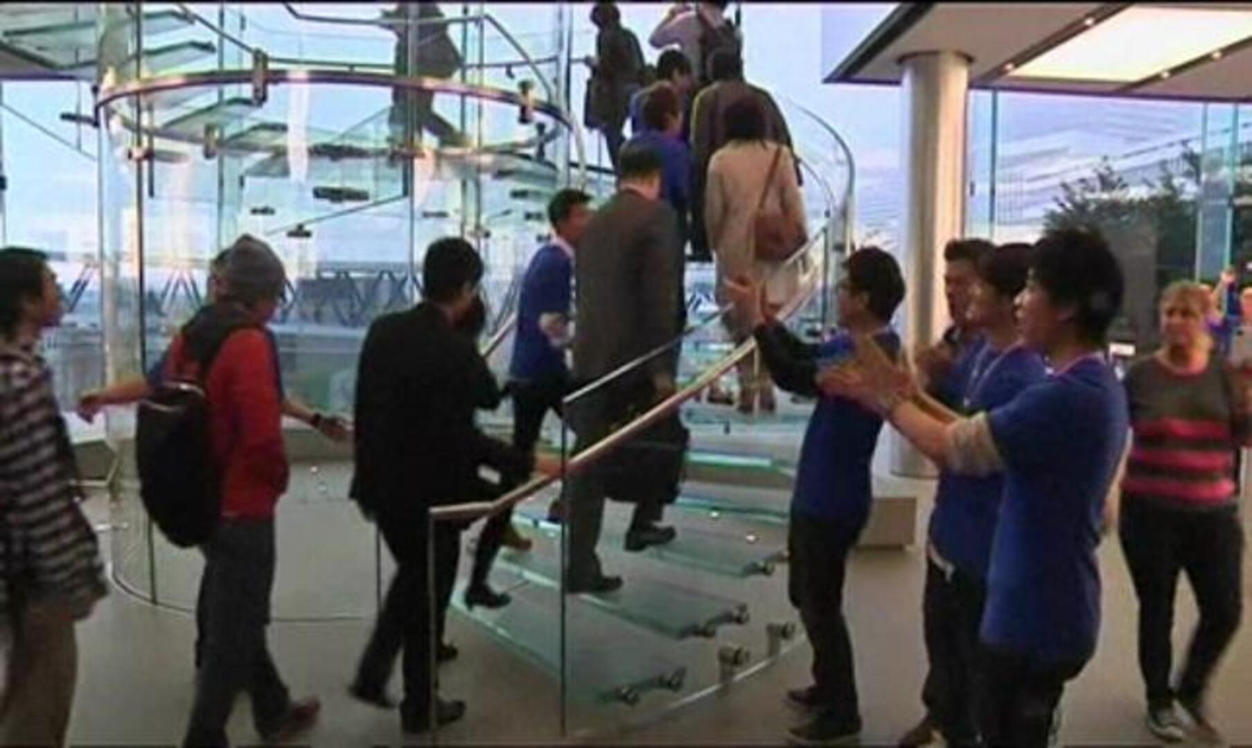 El nuevo iPad revoluciona las Apple Store de medio mundo