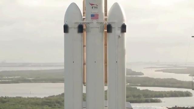 Ya hay turista espacial para SpaceX