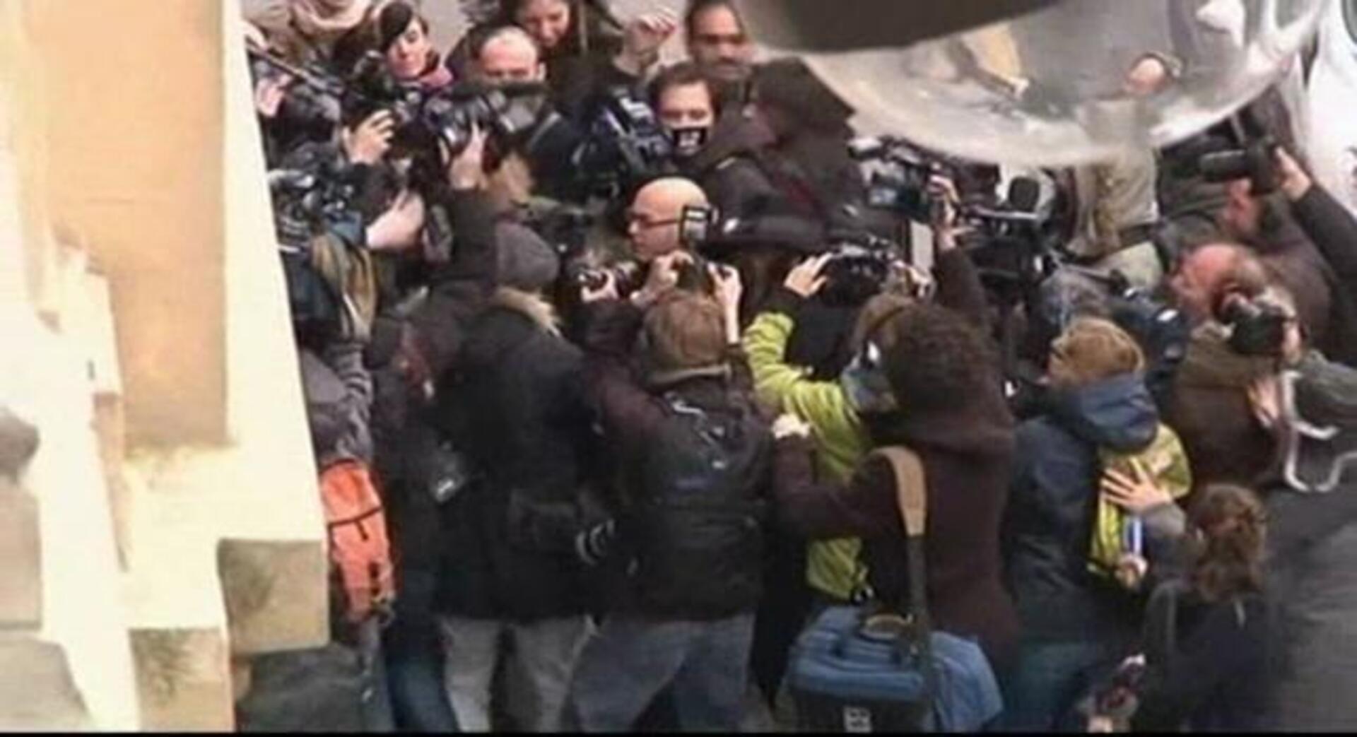 Galliano anula su desfile en París