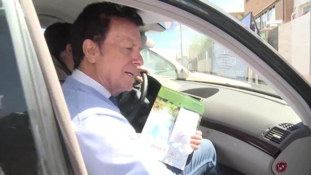 José Fernando, durante el entierro de Sebastián Palomo Linares