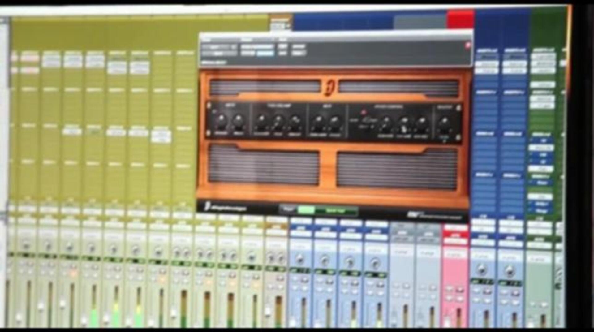 Shakira felicita a su padre con una canción