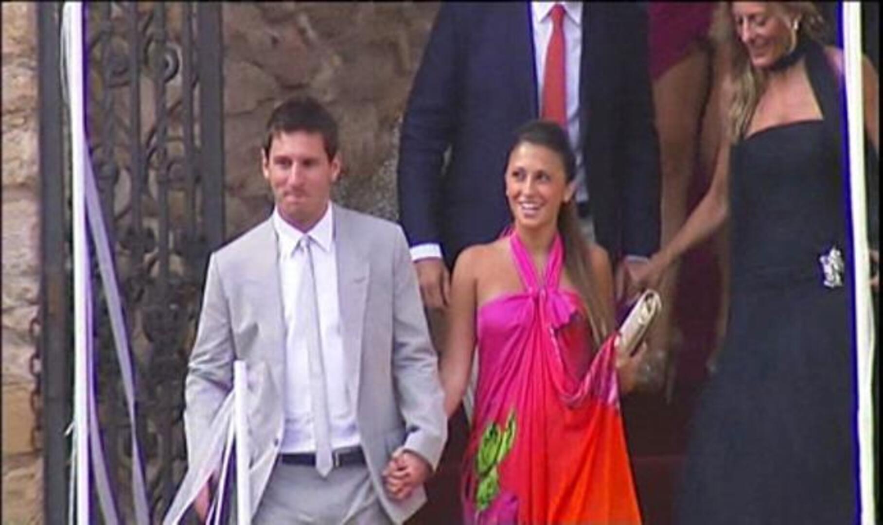 La romántica boda de Andrés Iniesta y Anna Ortiz en el Castillo de Tamarit