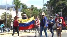 Maduro ofrece elecciones legislativas para desautorizar a Guaidó