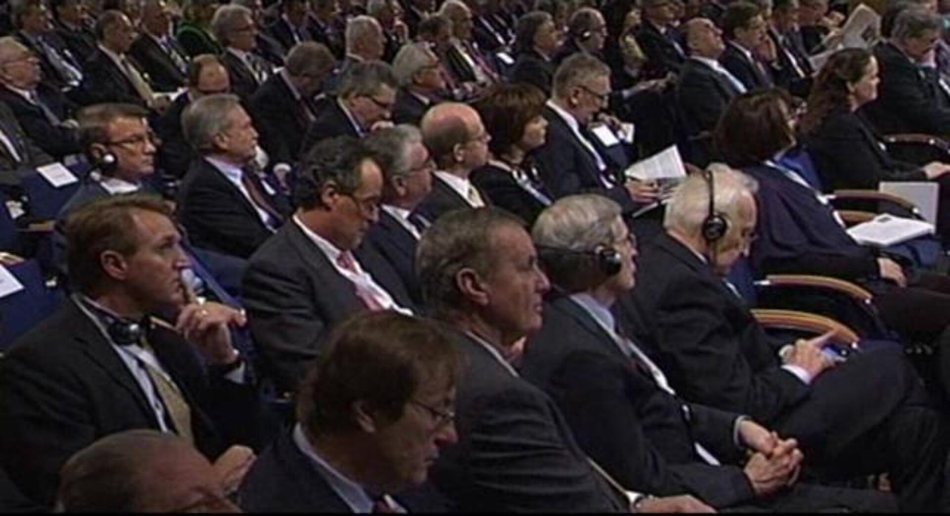 Clinton y Merkel llaman a una reforma ordenada de Oriente Próximo