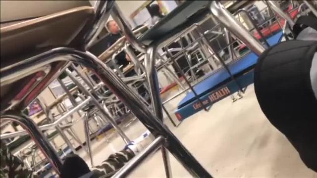 Dos heridos y un muerto en un nuevo tiroteo en una escuela en Estados Unidos