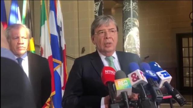 Maduro bloquea la entrada de ayuda humanitaria a Venezuela