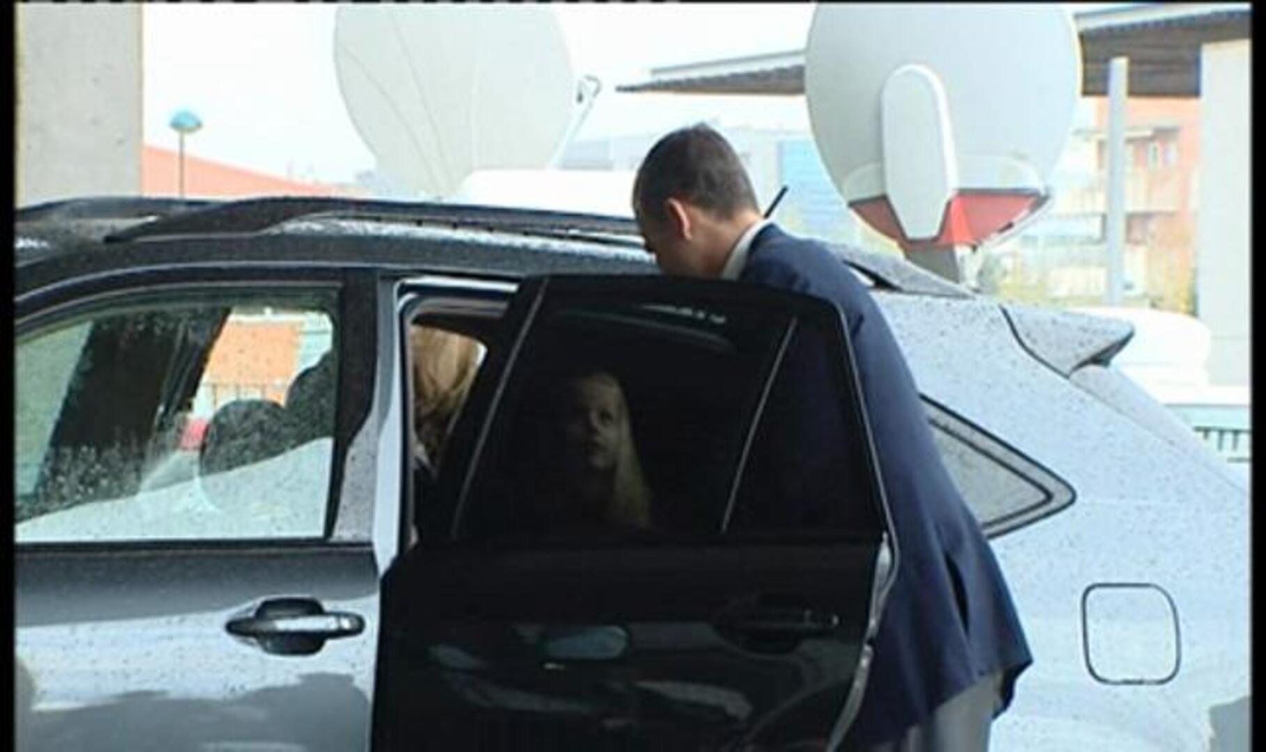 Los Príncipes de Asturias y sus hijas visitan a Felipe de Marichalar en el Hospital