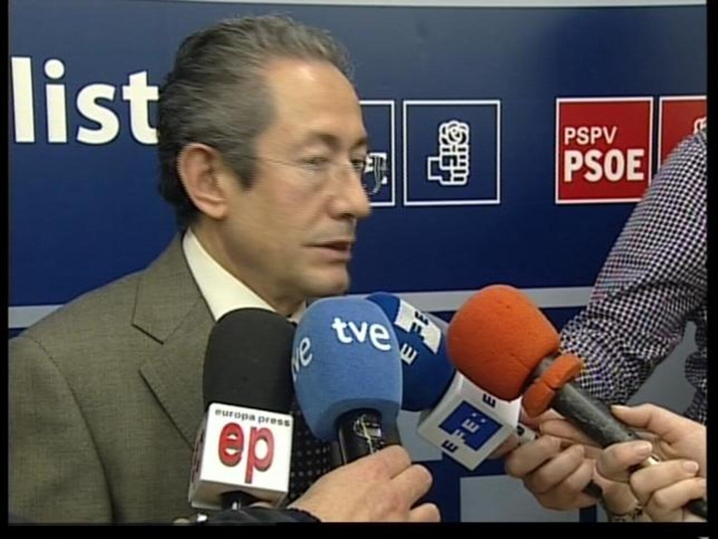 El PSOE solicita tres años de cárcel para Camps por el «caso de los trajes»